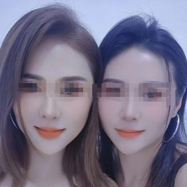 双胞胎姐妹花
