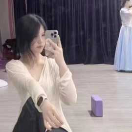 金牛兼职学妹